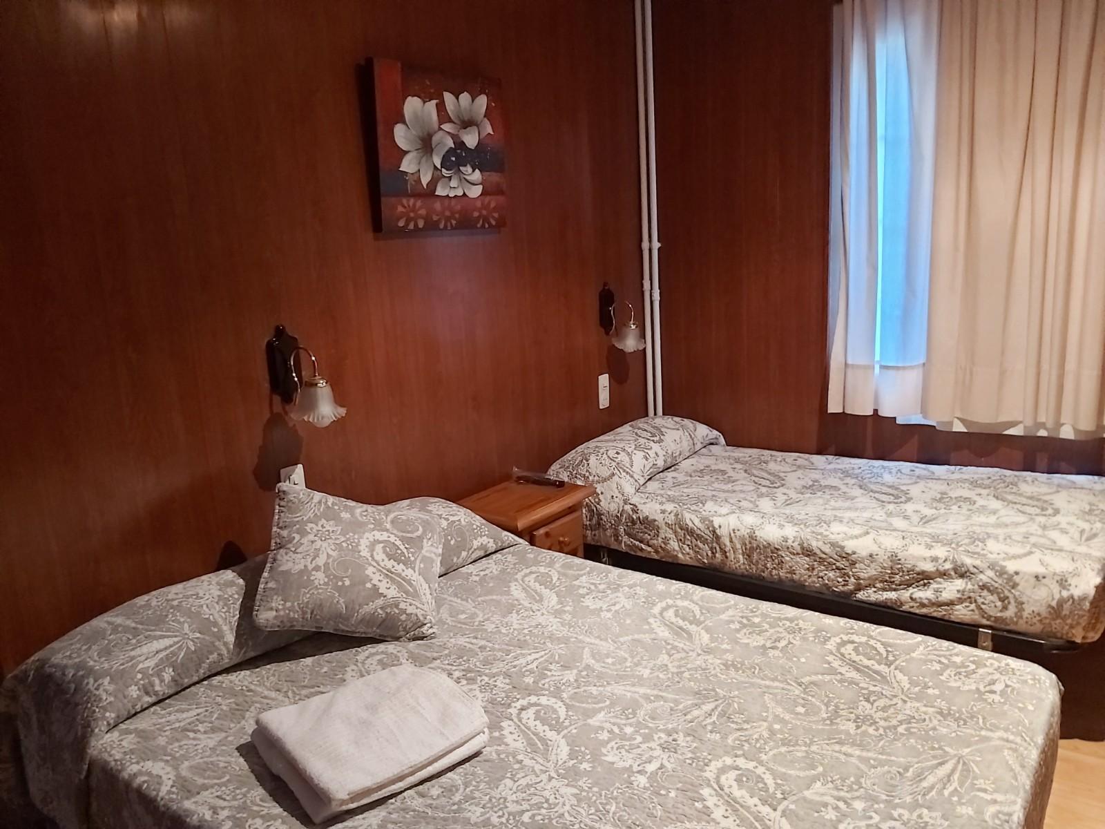 Hostal Porta De Nuria Рибес-де-Фресер Екстер'єр фото
