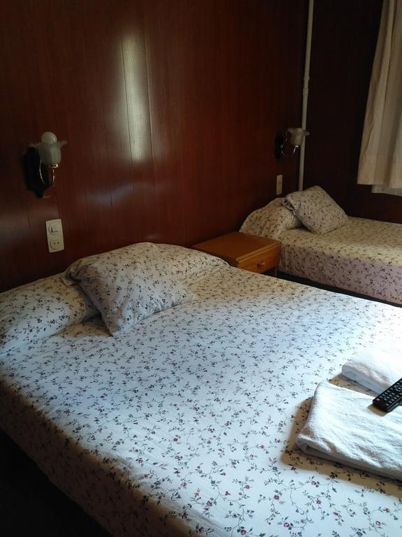 Hostal Porta De Nuria Рибес-де-Фресер Екстер'єр фото